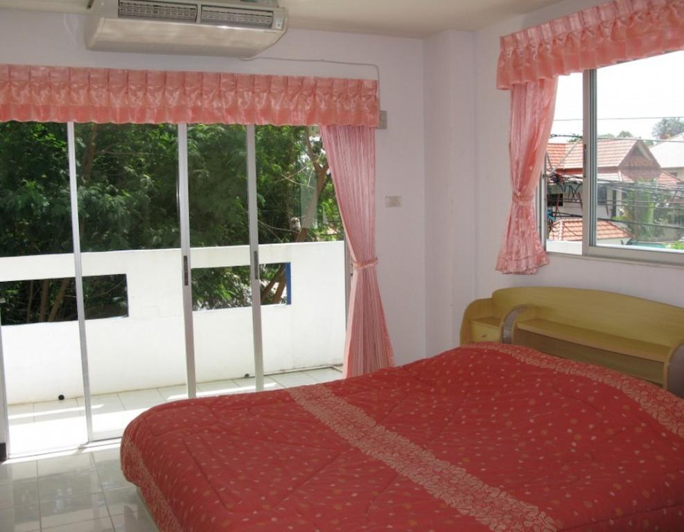 Paramita Pattaya Esterno foto